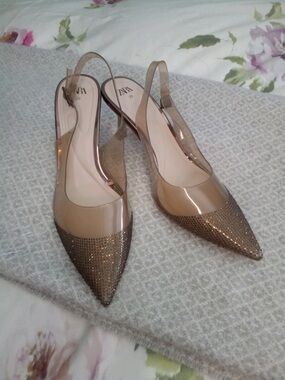 ZARA Nude Slingback Pointed-Toe kitten with Embellished Toe